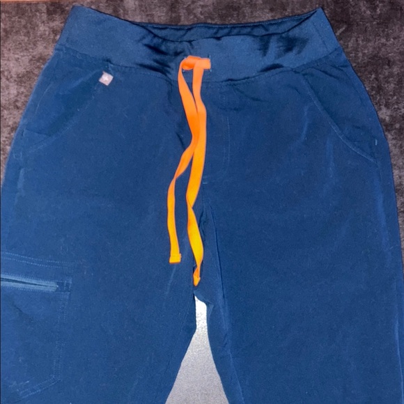 Figs Deep Reef Zamora Jogger Scrub Pants - Picture 2 of 6